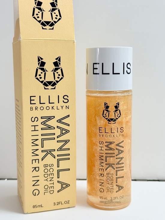 Ellis Brooklyn Other - Ellis Brooklyn Vanilla Milk Shimmering Body Oil — Gold